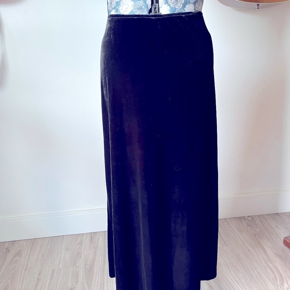 Anne Klein Red Label Stretchy Waistband Black Velvet Midi Skirt Sz Med - Picture 3 of 8